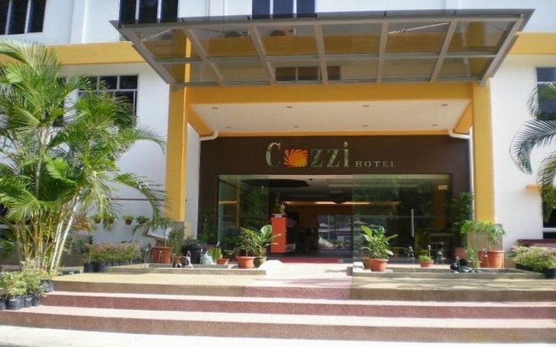 Cozzi Hotel Port Dickson Extérieur photo